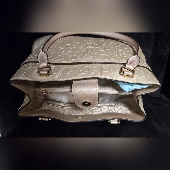 Calvin Klein Gold Embossed Tote Bag - Picture 7 of 7